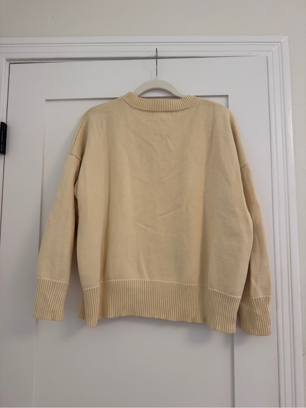 Sonderhaus Gwendolyn Butter Sweater Sz S - Picture 4 of 4